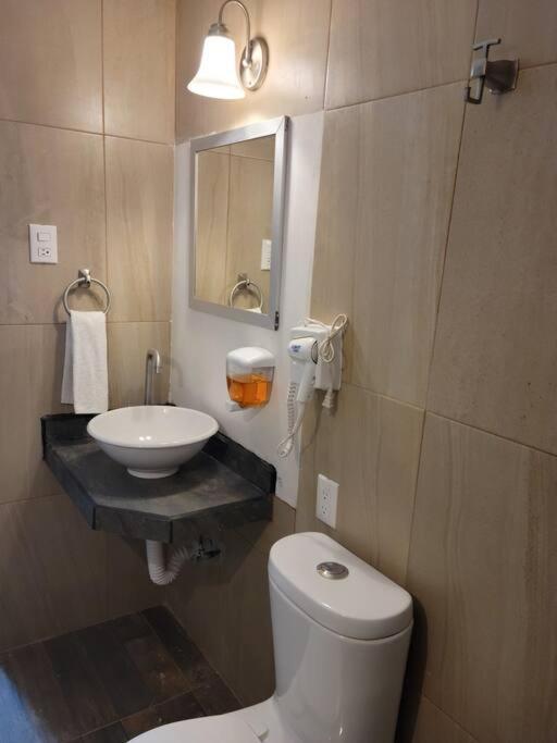 Departamento Privado7, 2 Camas Matri, Parking, Cocina Equipada, Wifi 65 Mb, 2 Climas,Centrico,Tv Smart Apartman Ciudad Valles Kültér fotó
